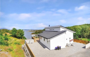 Three-Bedroom Holiday Home in Sveio